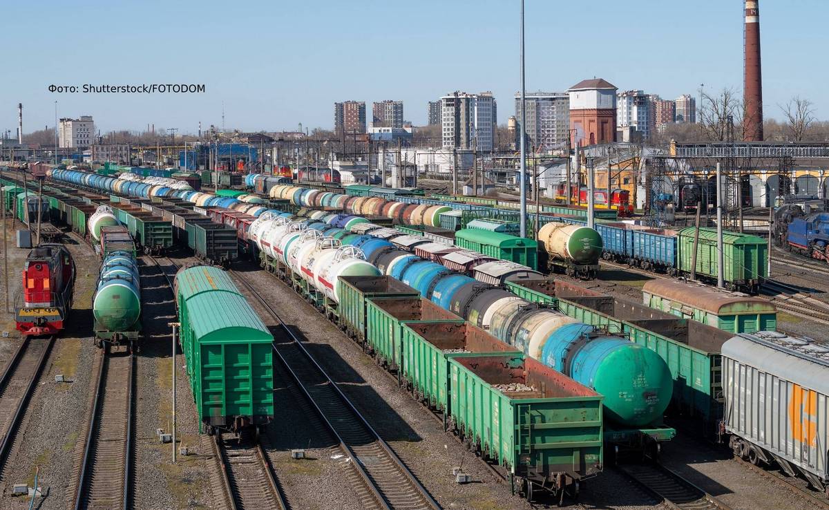 Объём погрузки на сети РЖД ускорил падение до 9%