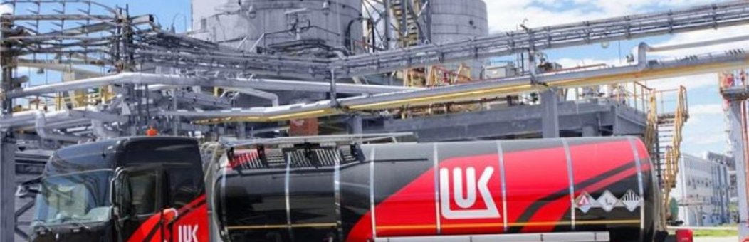 СМИ: Угрозы пошлин минимально снизили поставки российской нефти в Индию