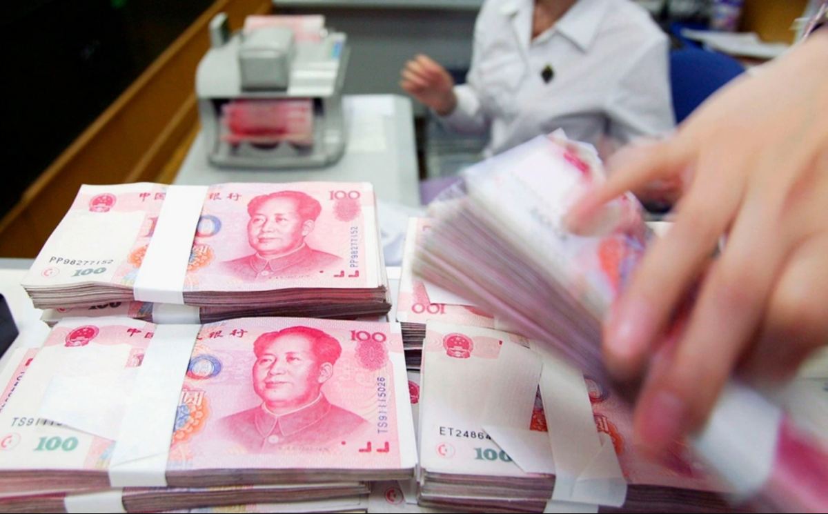 Глава Россельхозбанка: Объём торговых сделок в юанях превышает 40%