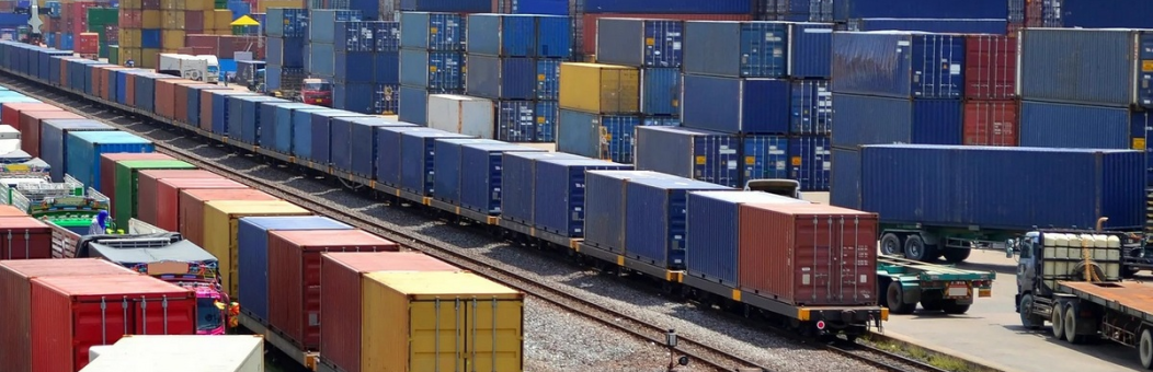 Погрузка на сети РЖД в сентябре снизилась на 3%