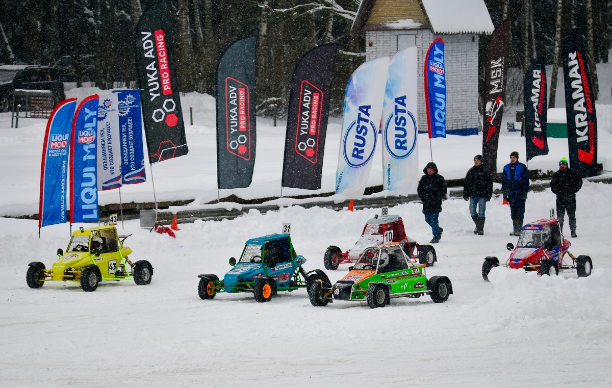 В Подмосковье стартовал сезон–2026 по автомобильному кроссу